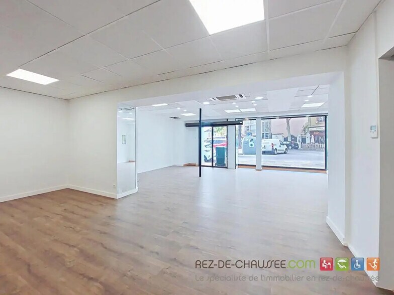 Local commercial dans Lyon à vendre - Photo de l’immeuble – Image 1 sur 6