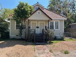 Plus de détails pour 4725 Avenue R 1/2, Galveston, TX - Logement à vendre
