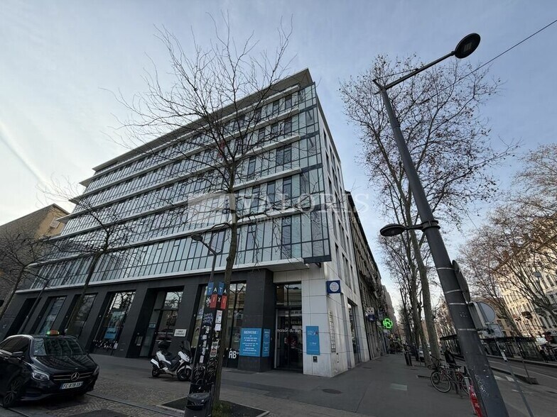 3 Cours Charlemagne, Lyon à louer - Photo de l’immeuble – Image 1 sur 9