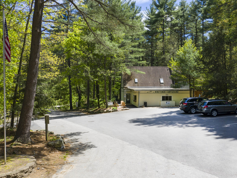 264 Ayer Rd, Littleton, MA à vendre - Photo de l’immeuble – Image 3 sur 11