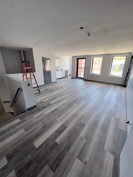 255 Van Buren St, Staten Island, NY à louer - Photo principale – Image 1 sur 10