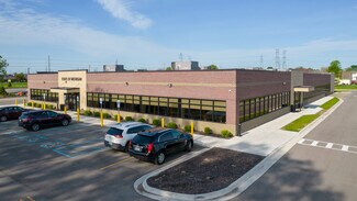 Plus de détails pour 13041 10 Mile Rd, Warren, MI - Bureau à louer