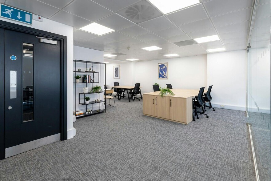 4 City Rd, Londres à louer - Photo de l’immeuble – Image 3 sur 29