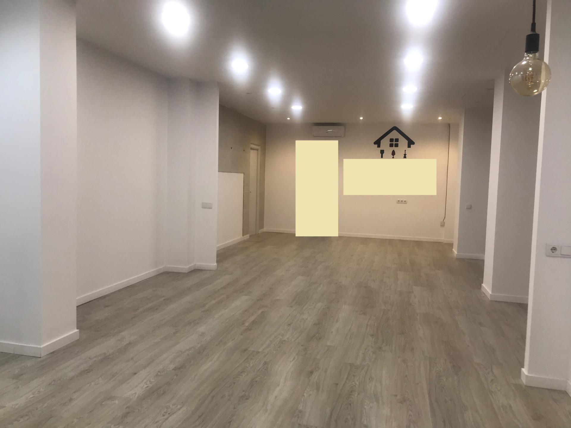 Local commercial dans Vilanova i la Geltrú, Barcelona à louer Plan d’étage– Image 1 sur 4