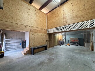 Plus de détails pour 1547-1561 SE South Niemeyer Cir, Port Saint Lucie, FL - Industriel/Logistique à louer