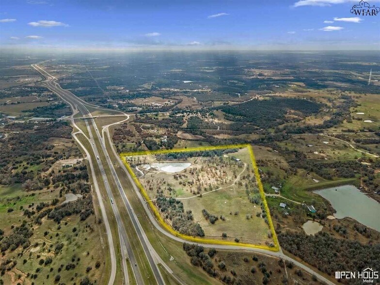 13910-13972 State Highway 287, Bellevue, TX à vendre - Photo de l’immeuble – Image 2 sur 12