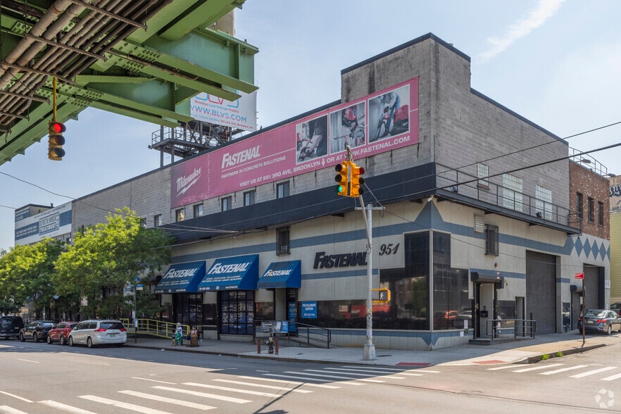 951 3rd Ave, Brooklyn, NY à louer - Photo principale – Image 3 sur 5