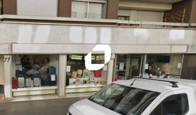 Plus de détails pour Local commercial à louer