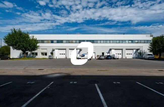 Plus de détails pour Bureau, Local d'activités à louer