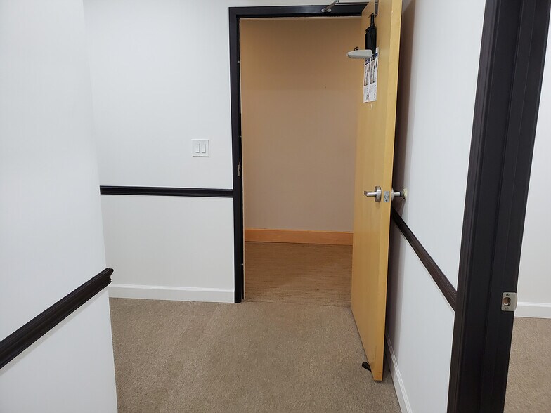 14631 Lee Hwy, Centreville, VA à louer - Photo de l’immeuble – Image 3 sur 22