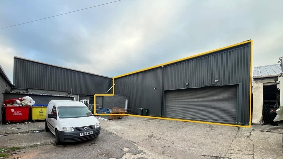 Gorsey Ln, Birmingham à louer Photo de l’immeuble– Image 1 sur 3