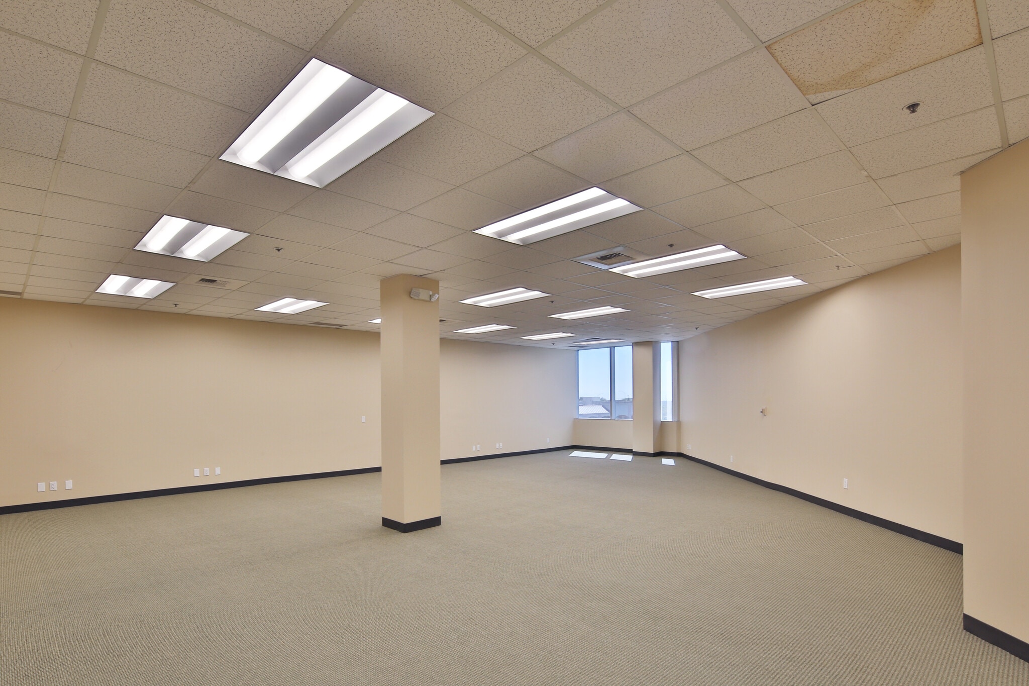 3350 Shelby St, Ontario, CA à louer Photo intérieure– Image 1 sur 2