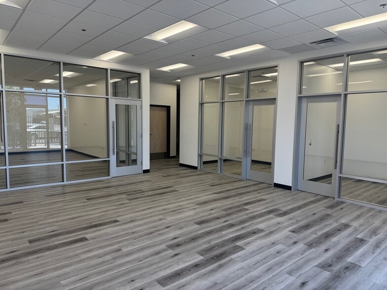 2325 W Cypress St, Phoenix, AZ à vendre - Photo de l’immeuble – Image 3 sur 12