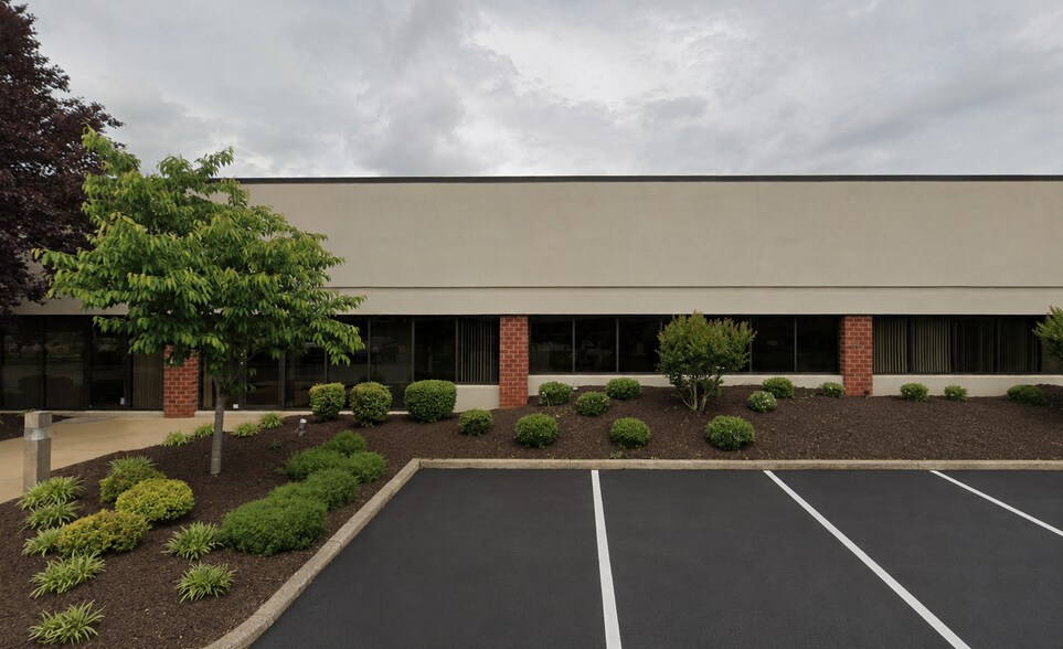 501-505 Gordon Dr, Exton, PA à vendre - Photo de l’immeuble – Image 1 sur 6