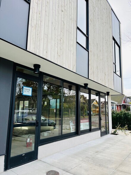 2904 NE Alberta Ave, Portland, OR à louer - Photo de l’immeuble – Image 2 sur 6