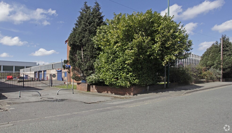 Abbeyfield Rd, Nottingham à louer - Photo de l’immeuble – Image 2 sur 3