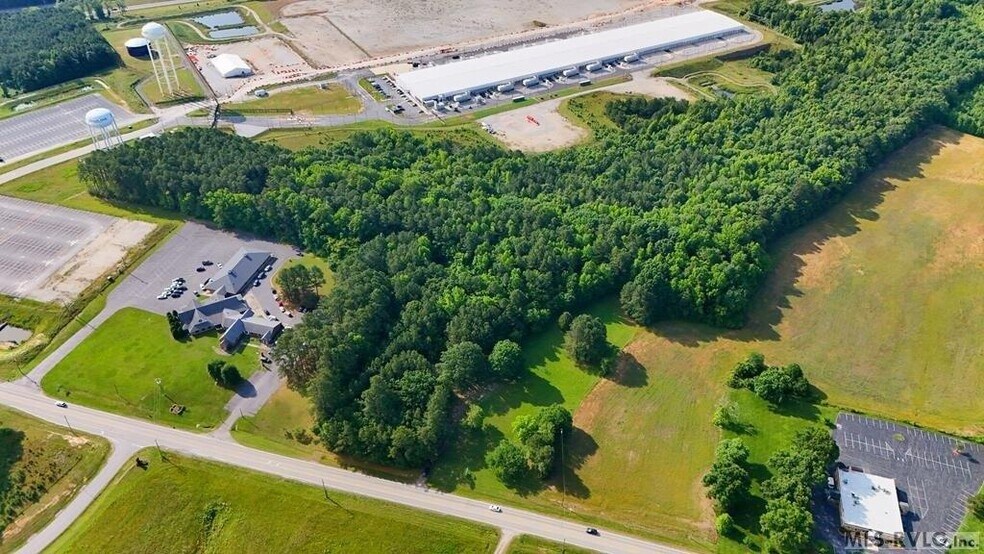 1658 N Mecklenburg Ave, La Crosse, VA à vendre - Aérien – Image 2 sur 13