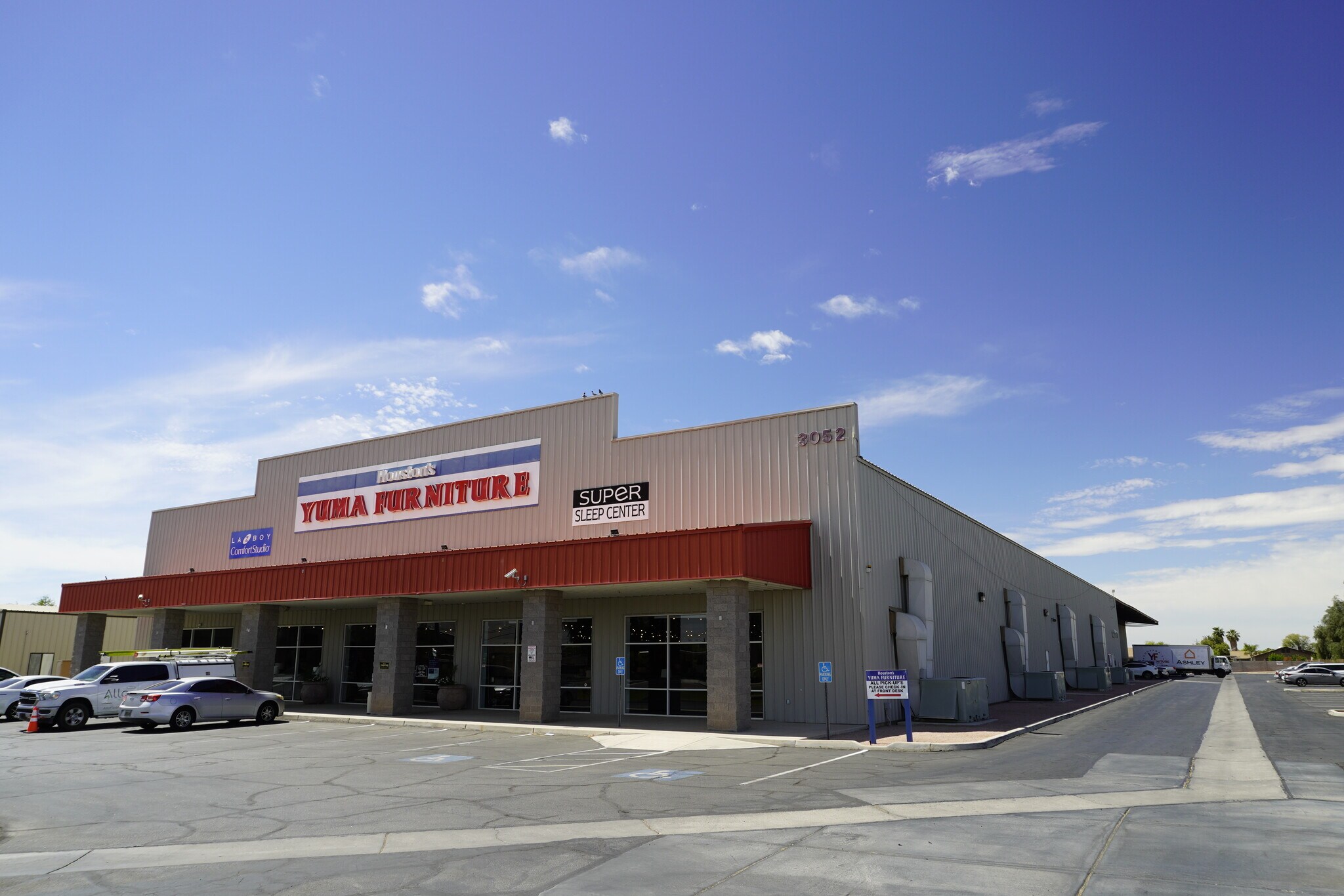 3052 S Avenue B, Yuma, AZ à louer Photo principale– Image 1 sur 8