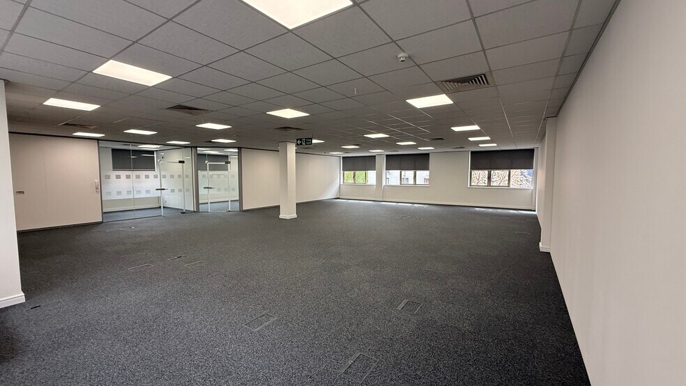Primett Rd, Stevenage à louer - Photo de l’immeuble – Image 3 sur 5