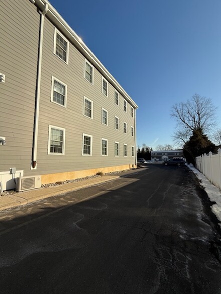 1917 Welsh Rd, Philadelphia, PA à vendre - Photo de l’immeuble – Image 2 sur 22