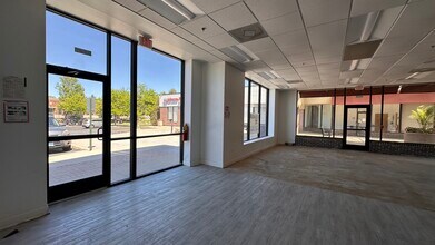 2300-2350 W Higgins Rd, Hoffman Estates, IL à louer Photo intérieure– Image 1 sur 13