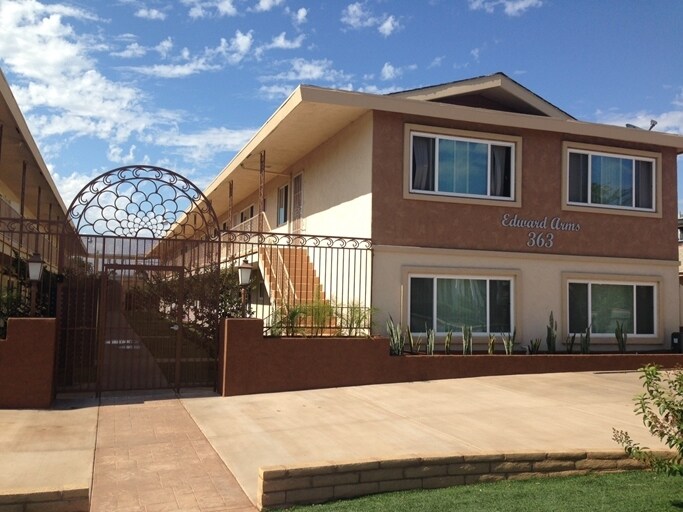 363-365 H St, Chula Vista, CA à vendre - Photo de l’immeuble – Image 3 sur 8