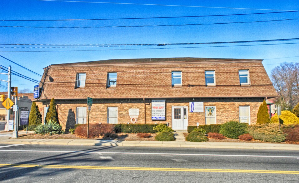 425 Livingston St, Norwood, NJ à louer - Photo de l’immeuble – Image 1 sur 1