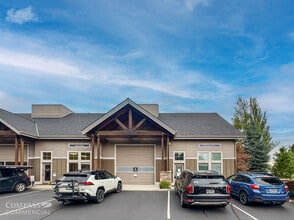 2797 NW Clearwater Dr, Bend, OR à louer Photo intérieure– Image 1 sur 5
