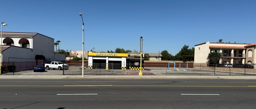 430 S Riverside Ave, Rialto, CA à vendre - Photo de l’immeuble – Image 3 sur 9