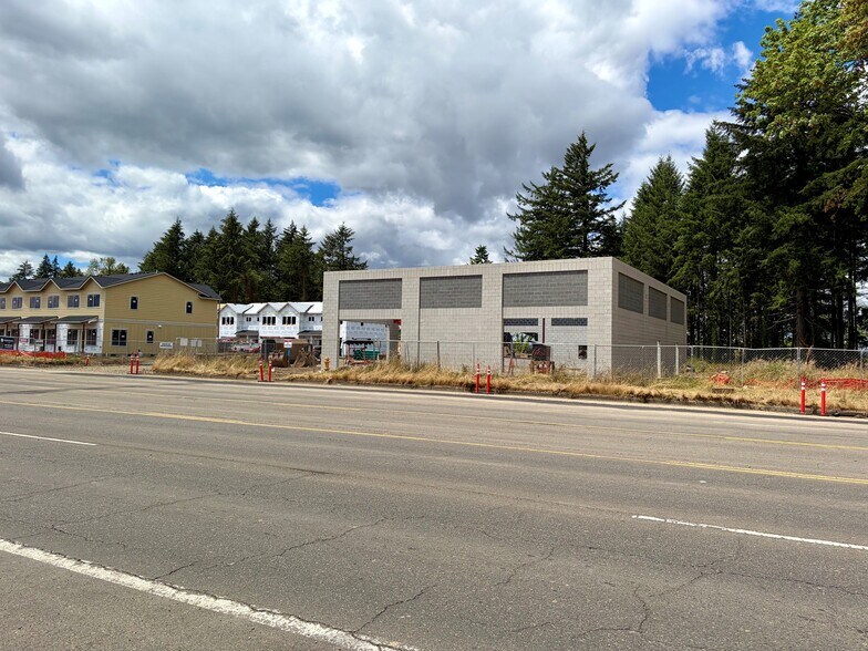 4981 Portland NE rd, Salem, OR à louer - Photo de l’immeuble – Image 3 sur 9