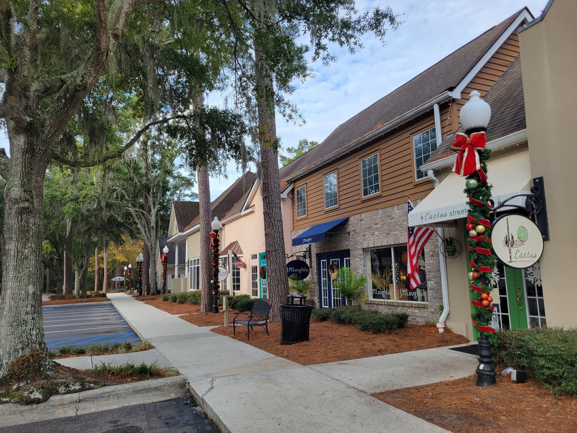 1509 Main St, Hilton Head Island, SC à louer Photo de l’immeuble– Image 1 sur 6