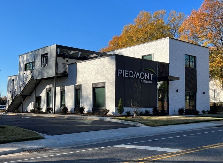 42 E Catawba St, Belmont, NC à louer - Photo de l’immeuble – Image 1 sur 1
