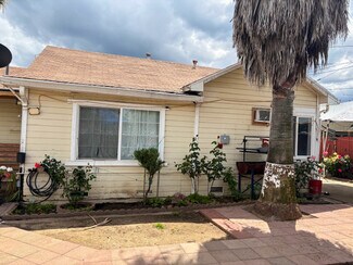 Plus de détails pour 1900 Kenneth St, Modesto, CA - Logement à vendre