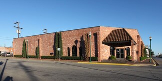Plus de détails pour 201 N Pacific St, Conroe, TX - Local commercial à louer