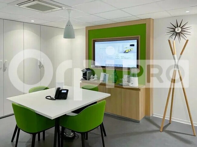 Plus de détails pour Bureau à louer