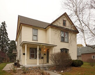 Plus de détails pour 703 E Grand River Ave, Brighton, MI - Bureau à louer
