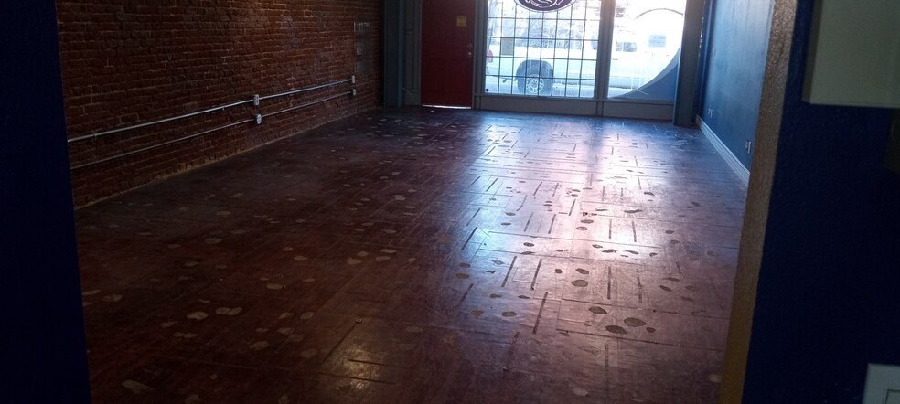 1852 E 1st St, Los Angeles, CA à louer - Photo intérieure – Image 2 sur 6