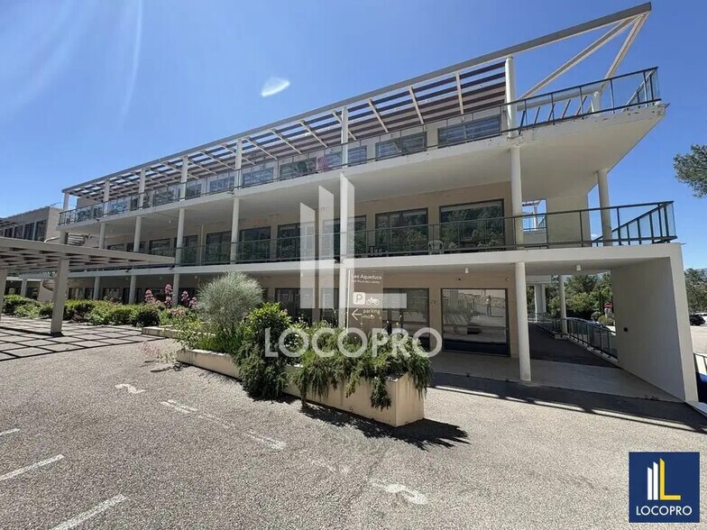 Bureau dans Valbonne à louer - Photo de l’immeuble – Image 1 sur 7