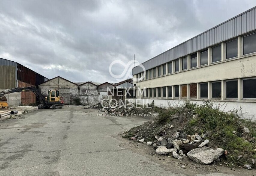 Local d'activités dans La Courneuve à vendre - Photo de l’immeuble – Image 2 sur 4