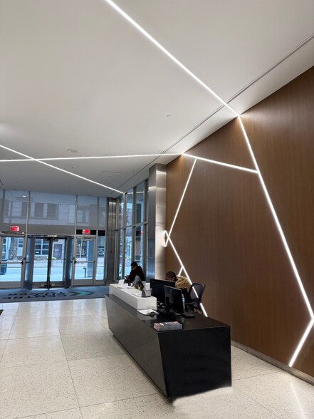 650 Smithfield St, Pittsburgh, PA à louer - Photo intérieure – Image 3 sur 17