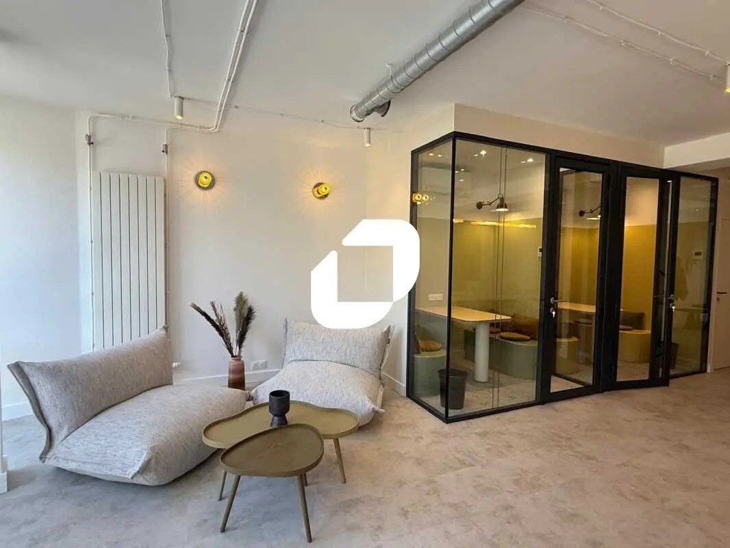 Bureau dans Paris à louer Photo de l’immeuble– Image 1 sur 17