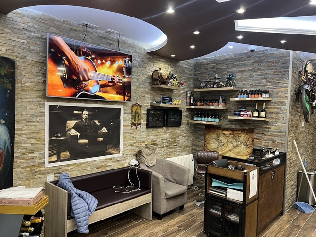 Plus de détails pour Local commercial à vendre