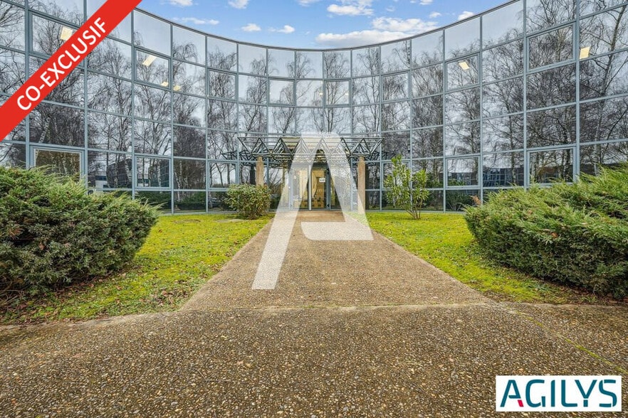 4 Rue René Razel, Saclay à vendre - Photo de l’immeuble – Image 1 sur 12