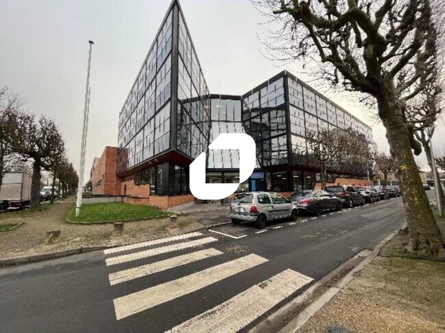 Plus de détails pour 7 Rue Roland Martin, Champigny-sur-Marne - Bureau à louer