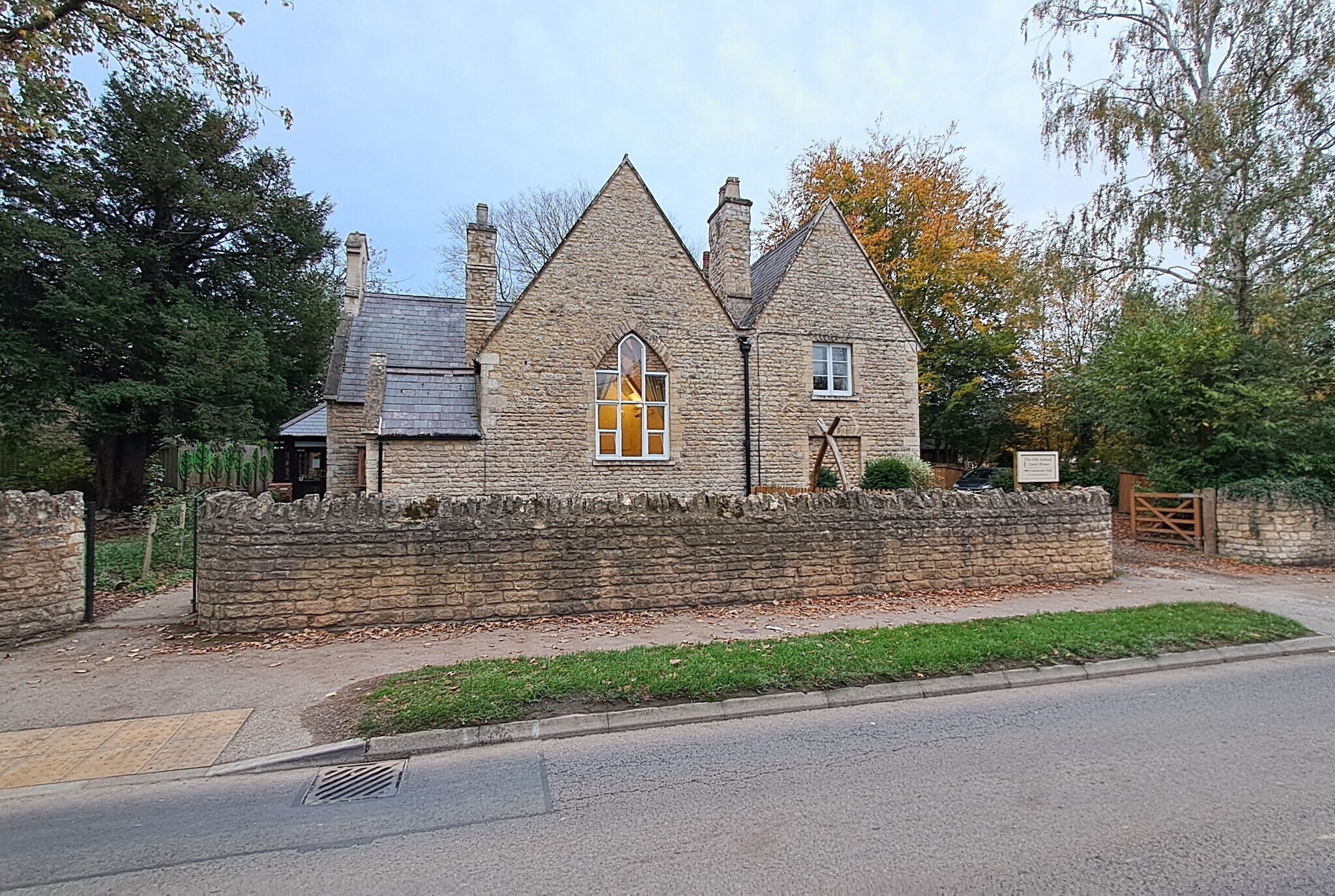 Old Wolverton Rd, Milton Keynes à vendre Photo principale– Image 1 sur 5