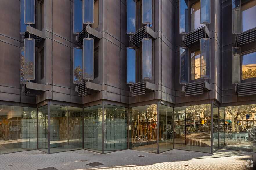 Gran Vía de les Corts Catalanes, 764, Barcelone, Barcelona à louer - Photo de l’immeuble – Image 3 sur 5