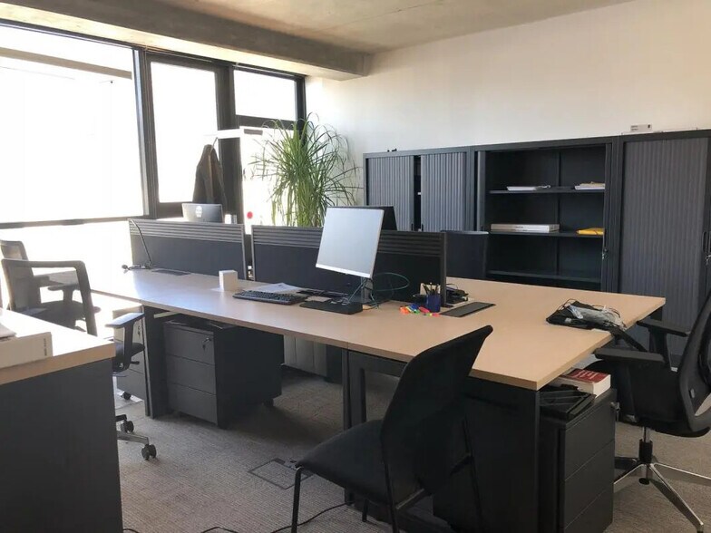 Bureau dans Saint-Herblain à louer - Photo de l’immeuble – Image 3 sur 6