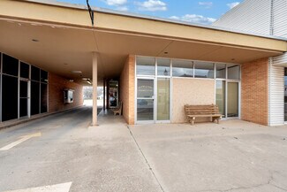 Plus de détails pour 308-310 S Main St, Lindsay, OK - Bureau à vendre