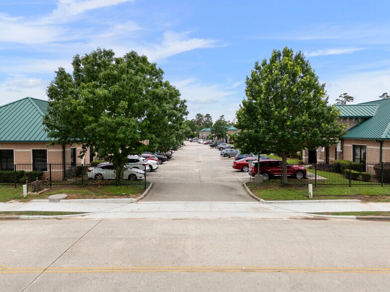 1125 Cypress Station Dr, Houston, TX à vendre - Photo de l’immeuble – Image 3 sur 44
