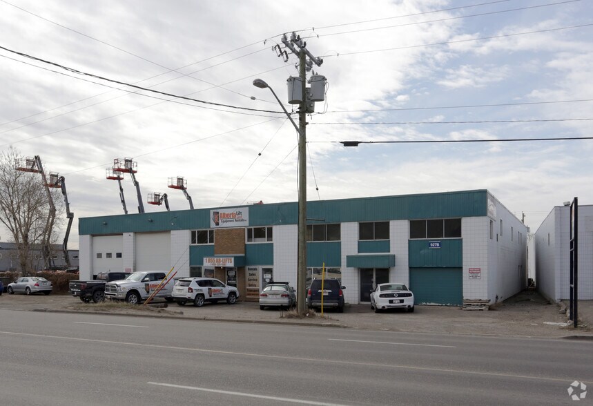 927 46 Av SE, Calgary, AB à louer - Photo de l’immeuble – Image 3 sur 7